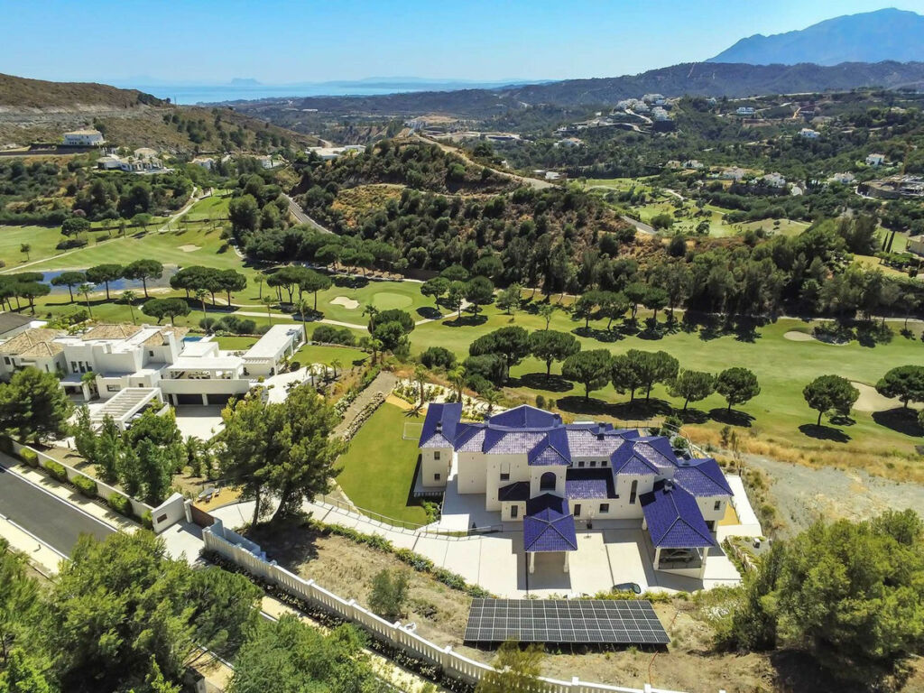 Detached Villa Marbella Málaga - image 43