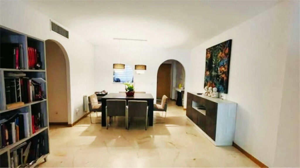 Ground Floor Apartment Guadalmina Alta Málaga - image 2