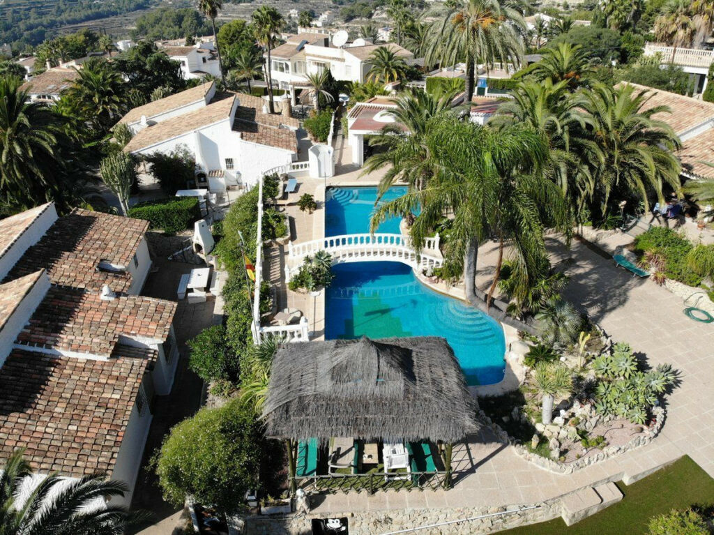 Detached Villa Calpe Alicante - image 3