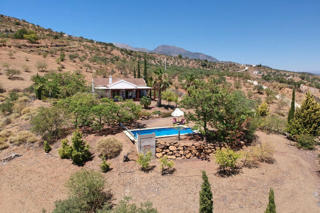 Finca - Cortijo Tolox Málaga - image 3