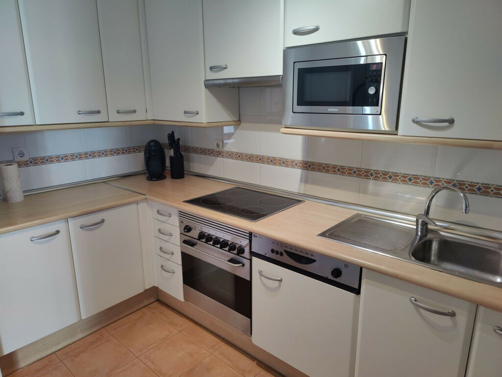 Ground Floor Apartment Puerto Banús Málaga - image 20