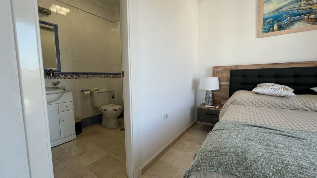 Detached Villa Villamartin Alicante - image 20