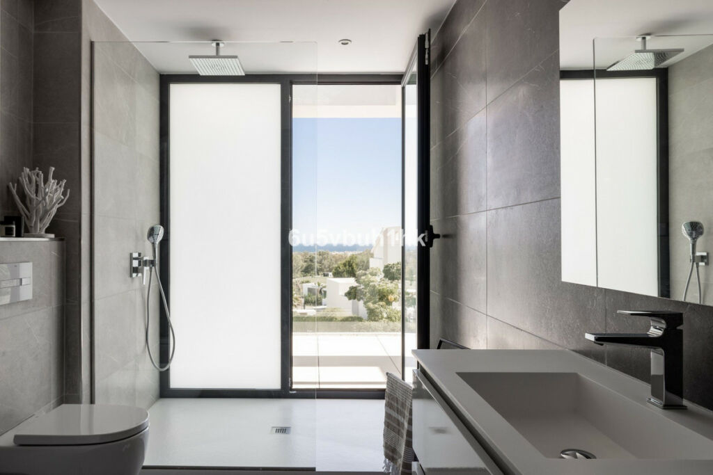 Detached Villa Benahavís Málaga - image 21