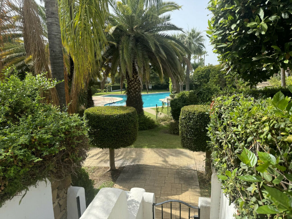 Townhouse Bahía de Marbella Málaga - image 21