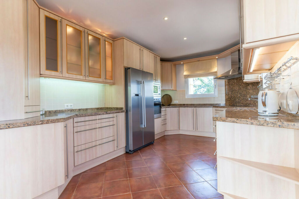 Detached Villa Los Arqueros Málaga - image 20