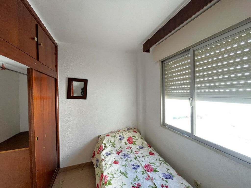 Middle Floor Apartment Estepona Málaga - image 21