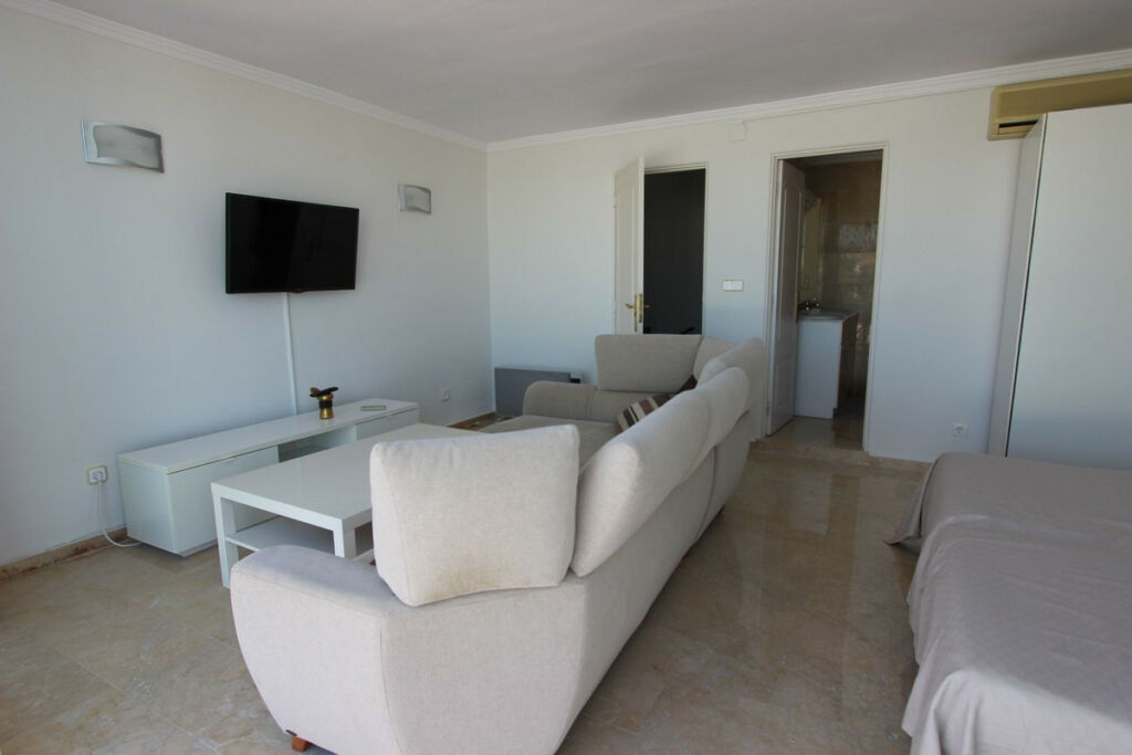 Penthouse Puerto Banús Málaga - image 22