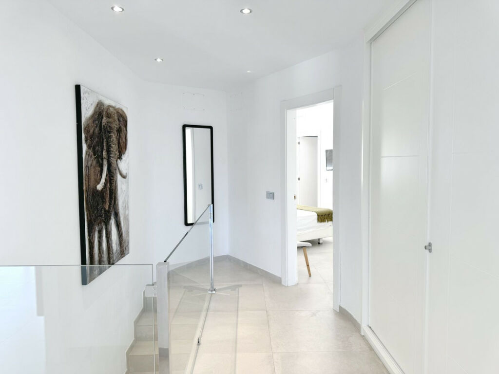 Detached Villa El Rosario Málaga - image 22