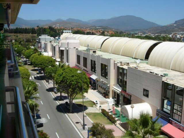 Middle Floor Apartment Puerto Banús Málaga - image 22