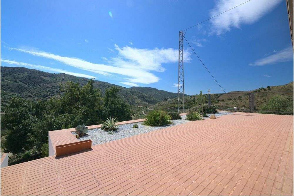 Detached Villa Valverde Alicante - image 22