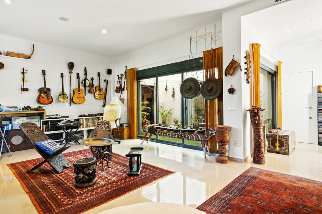 Detached Villa Marbella Málaga - image 22