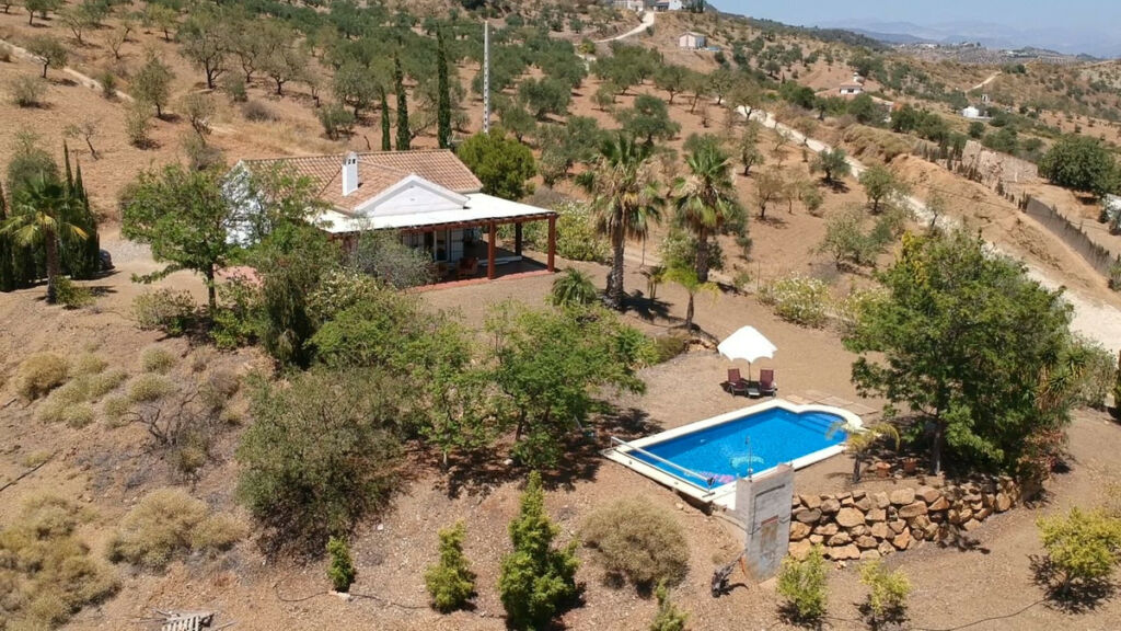 Finca - Cortijo Tolox Málaga - image 30