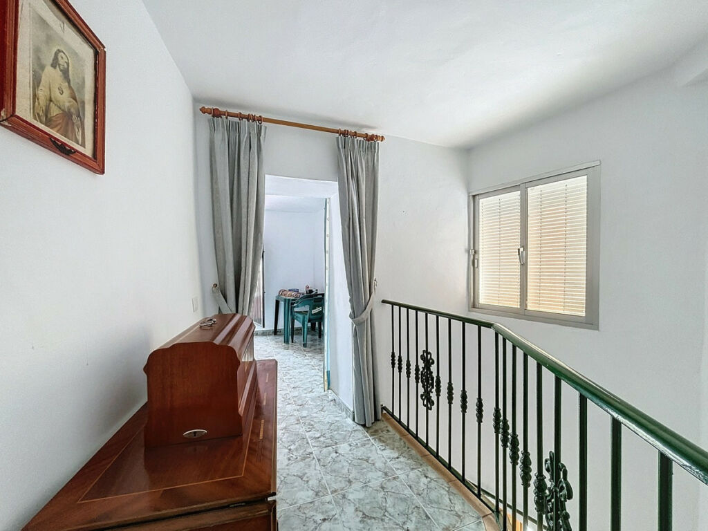 Semi-Detached House Árchez Málaga - image 25