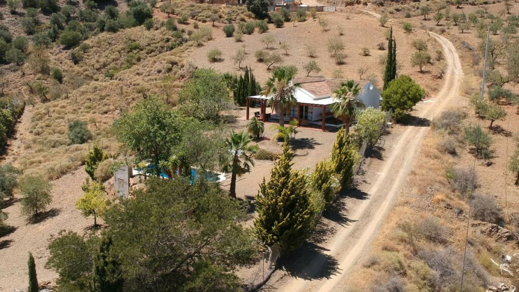 Finca - Cortijo Tolox Málaga - image 33