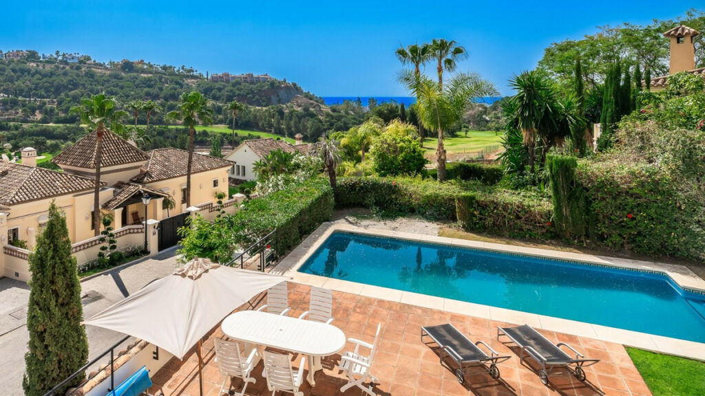Detached Villa Los Arqueros Málaga - image 26