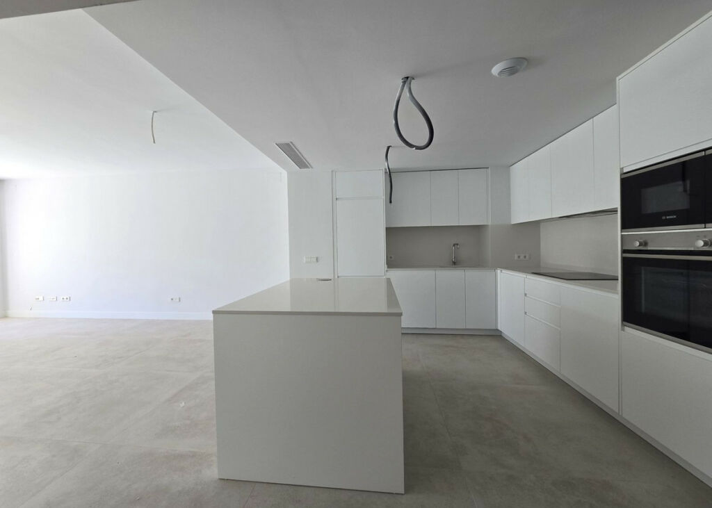 Semi-Detached House El Chaparral Málaga - image 26