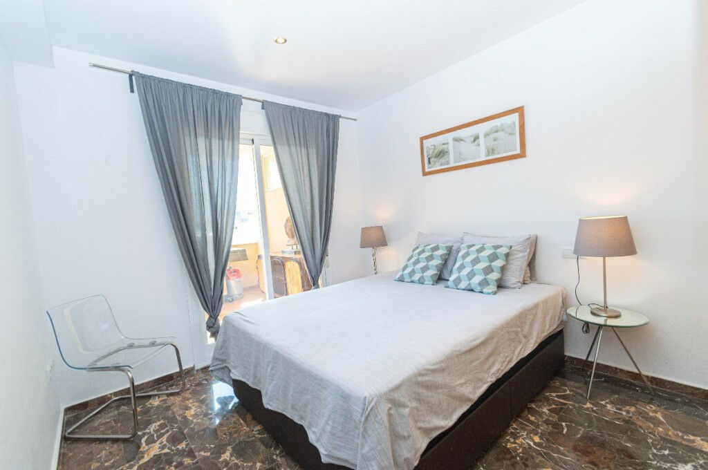 Middle Floor Apartment Carvajal Málaga - image 25