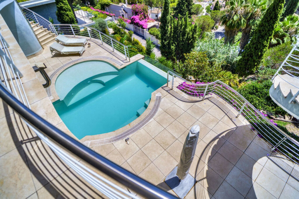 Detached Villa El Madroñal Málaga - image 31