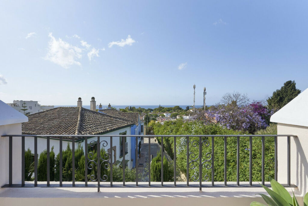 Semi-Detached House The Golden Mile Málaga - image 29