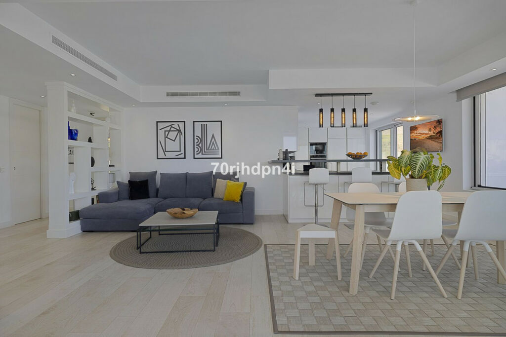 Middle Floor Apartment Casares Málaga - image 29