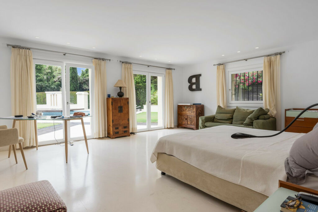 Detached Villa Sotogrande Costa Cádiz - image 32