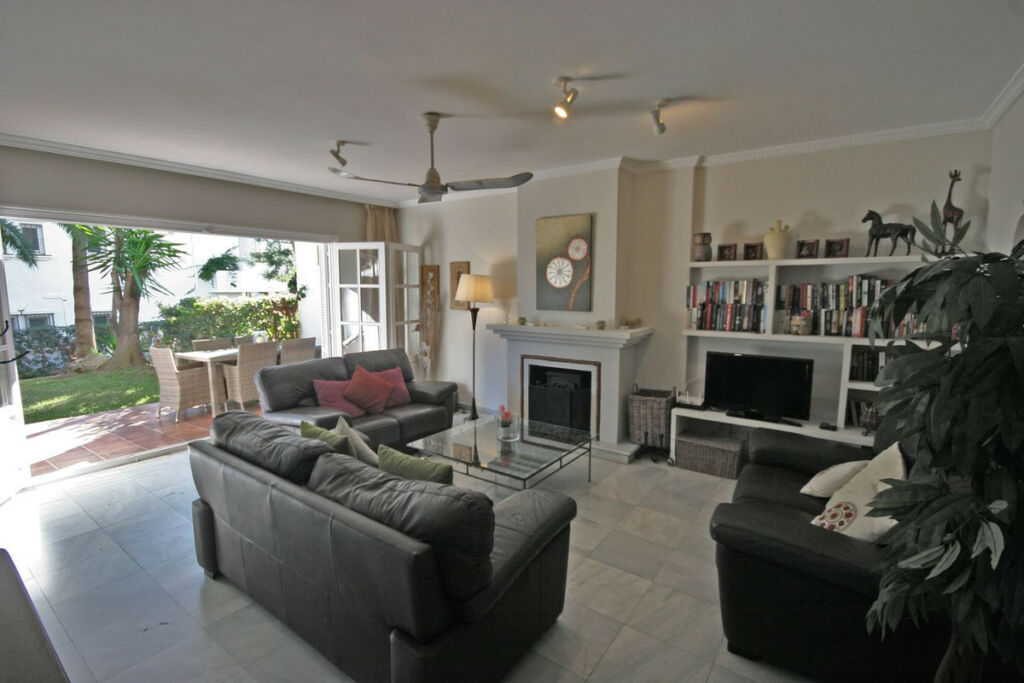 Duplex Estepona Málaga - image 3