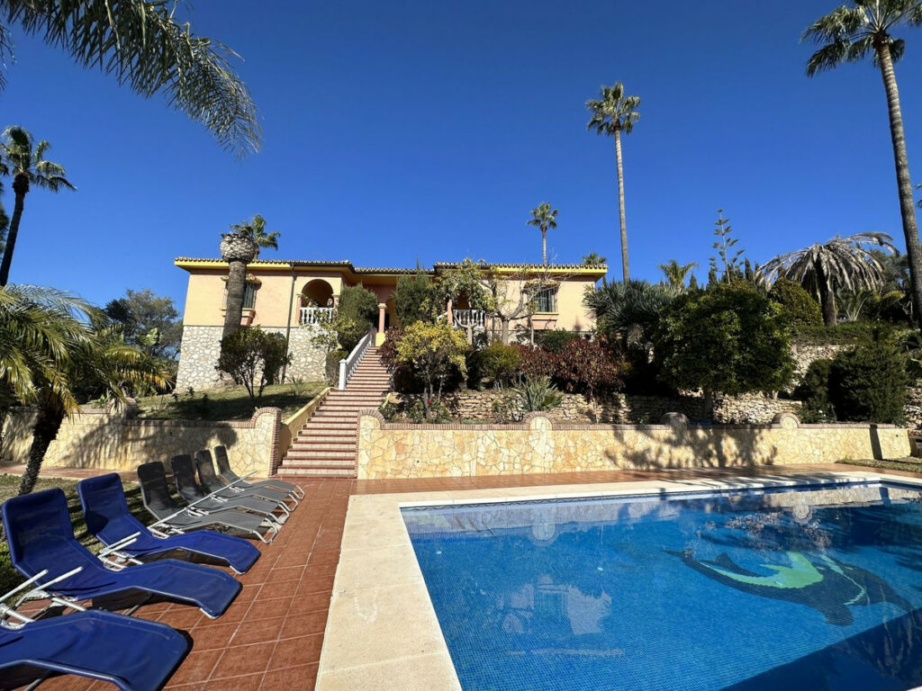 Detached Villa Campo Mijas Málaga - image 3