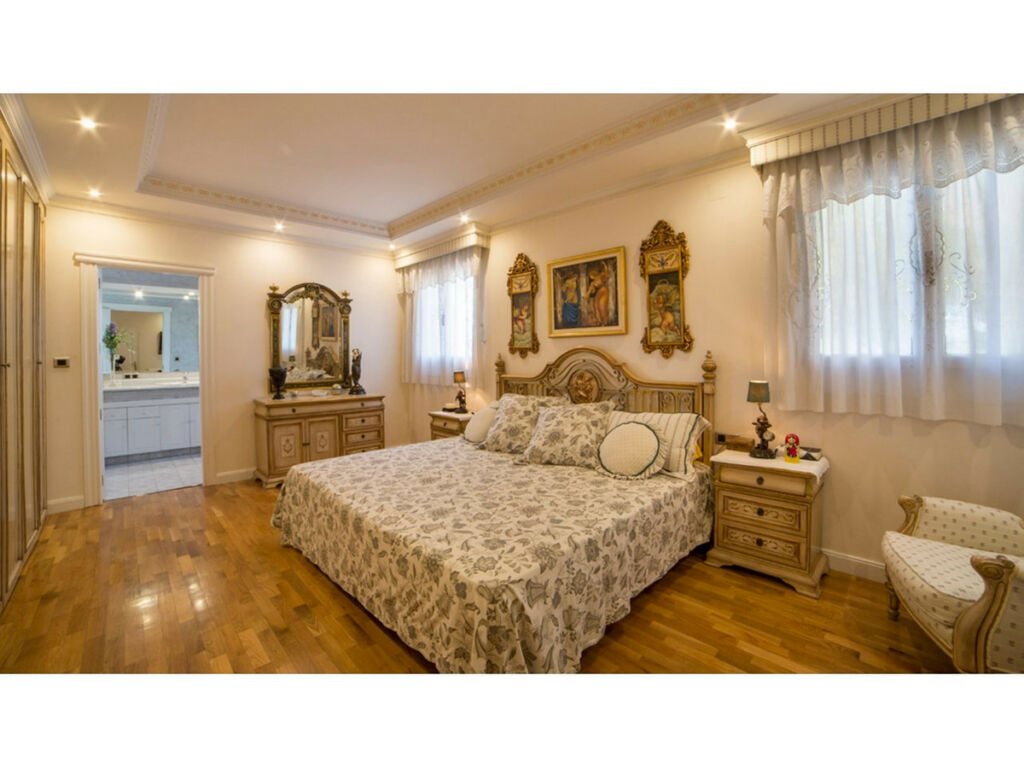 Detached Villa Yecla Murcia - image 3