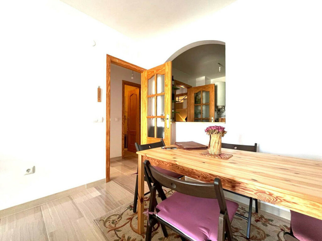 Middle Floor Apartment La Cala de Mijas Málaga - image 3