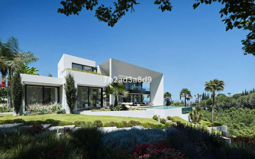 Residential Plot Nueva Andalucía Málaga - image 3