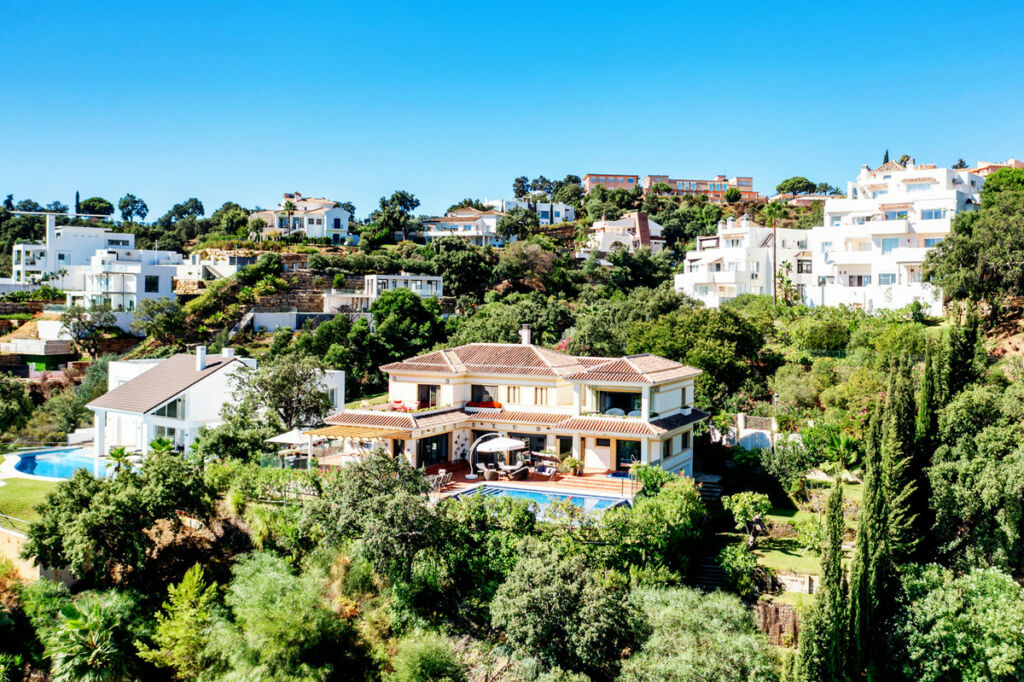Detached Villa Marbella Málaga - image 3