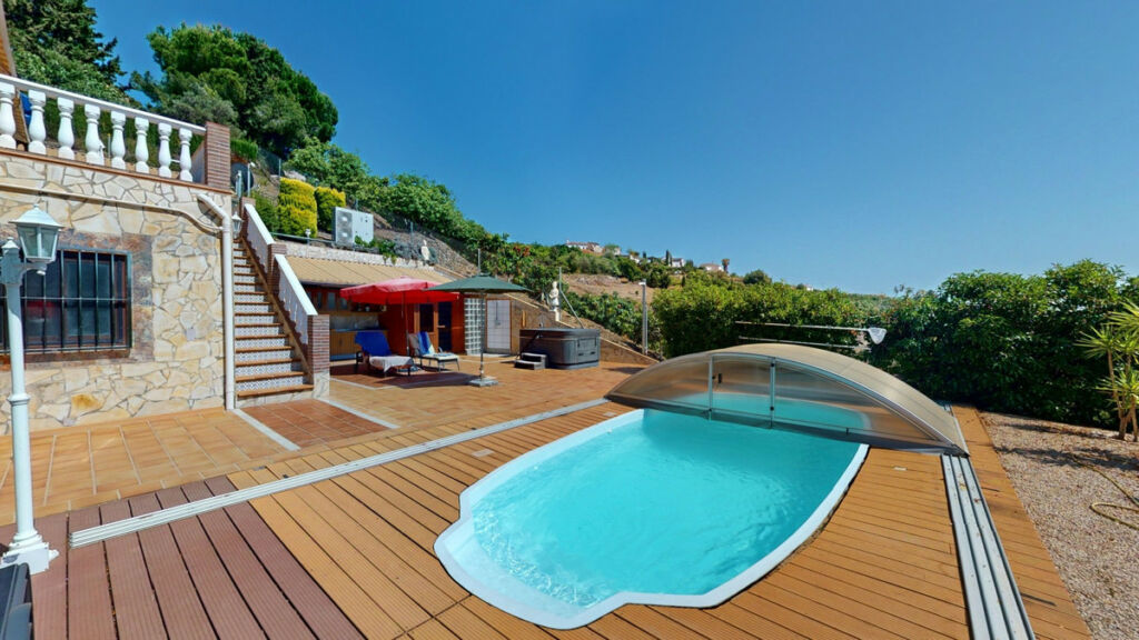 Detached Villa Frigiliana Málaga - image 2