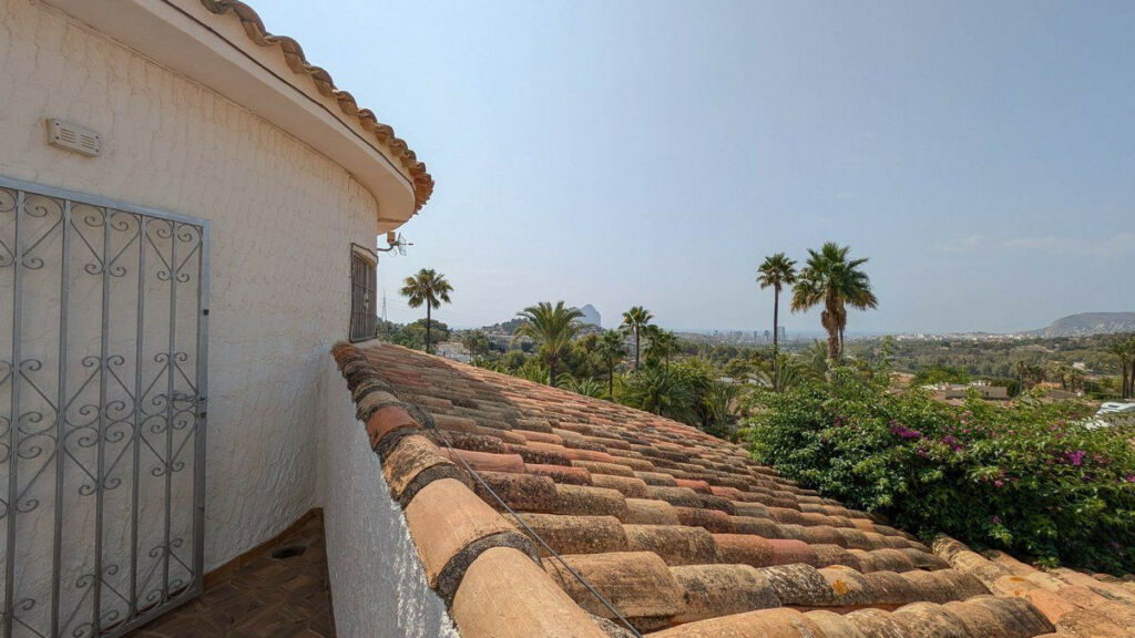 Detached Villa Calpe Alicante - image 31
