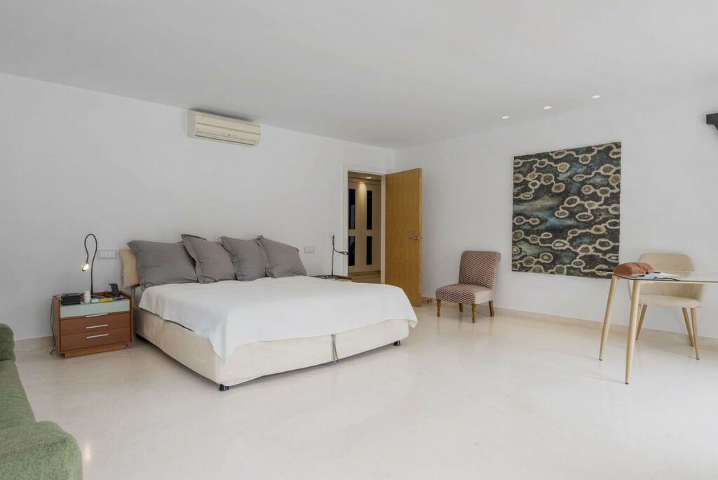 Detached Villa Sotogrande Costa Cádiz - image 33