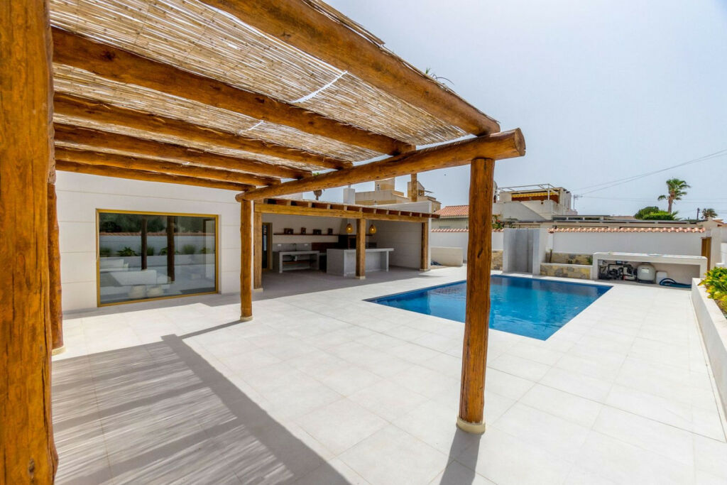 Detached Villa Torrevieja Alicante - image 29