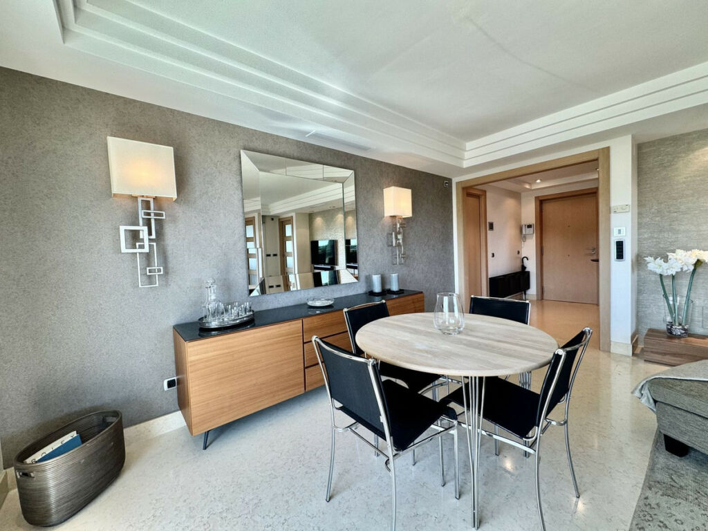 Middle Floor Apartment The Golden Mile Málaga - image 31