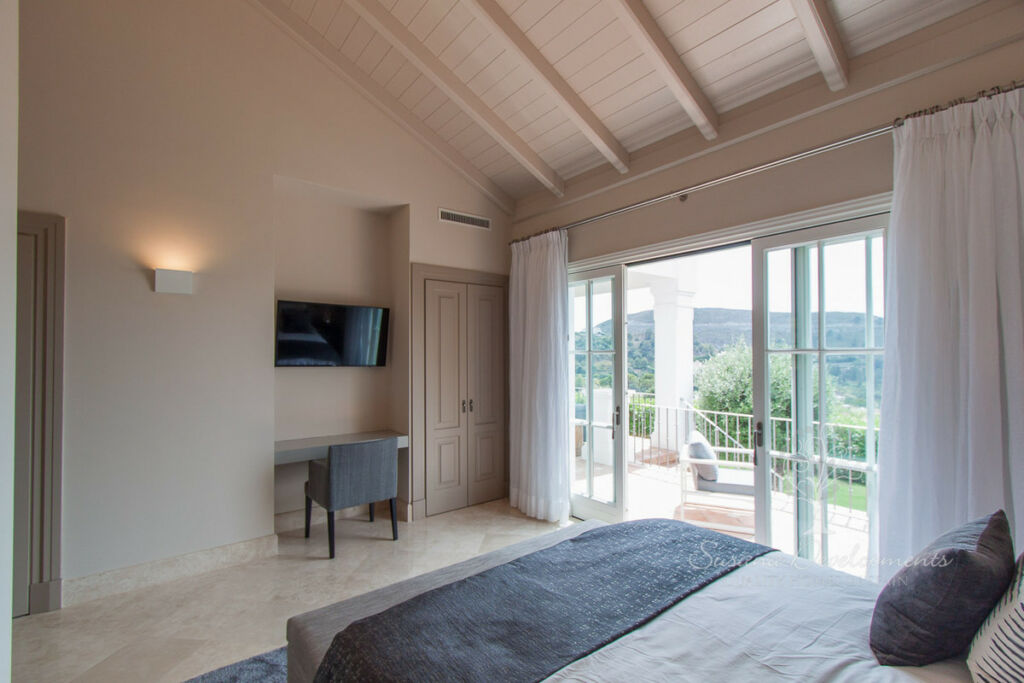 Detached Villa Benahavís Málaga - image 33