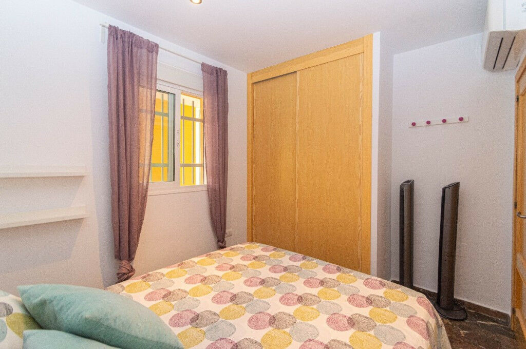 Middle Floor Apartment Carvajal Málaga - image 31