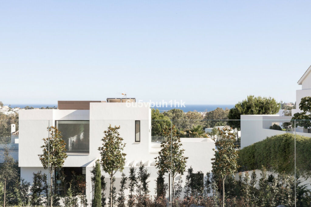 Detached Villa Benahavís Málaga - image 33