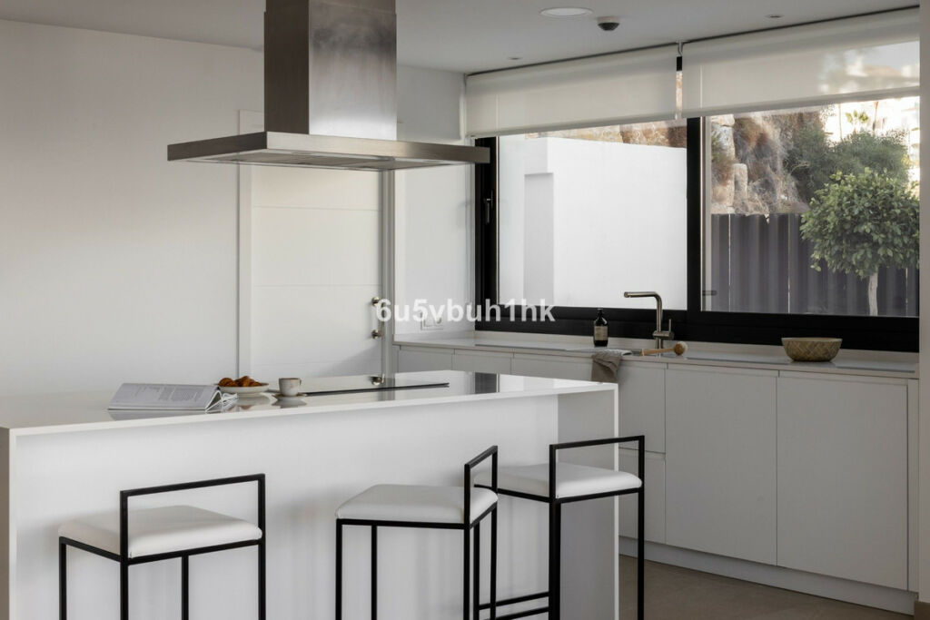 Detached Villa Benahavís Málaga - image 34