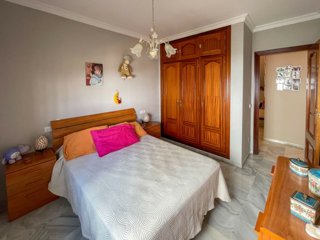 Detached Villa Fuengirola Málaga - image 35