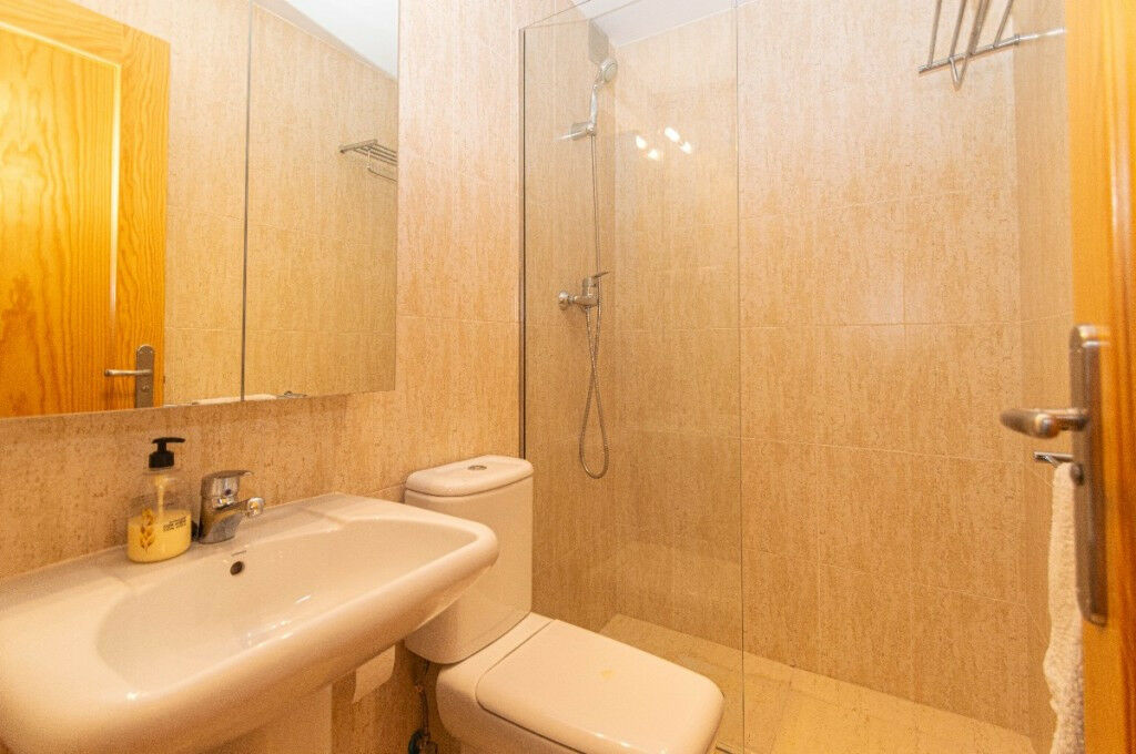 Middle Floor Apartment Carvajal Málaga - image 32