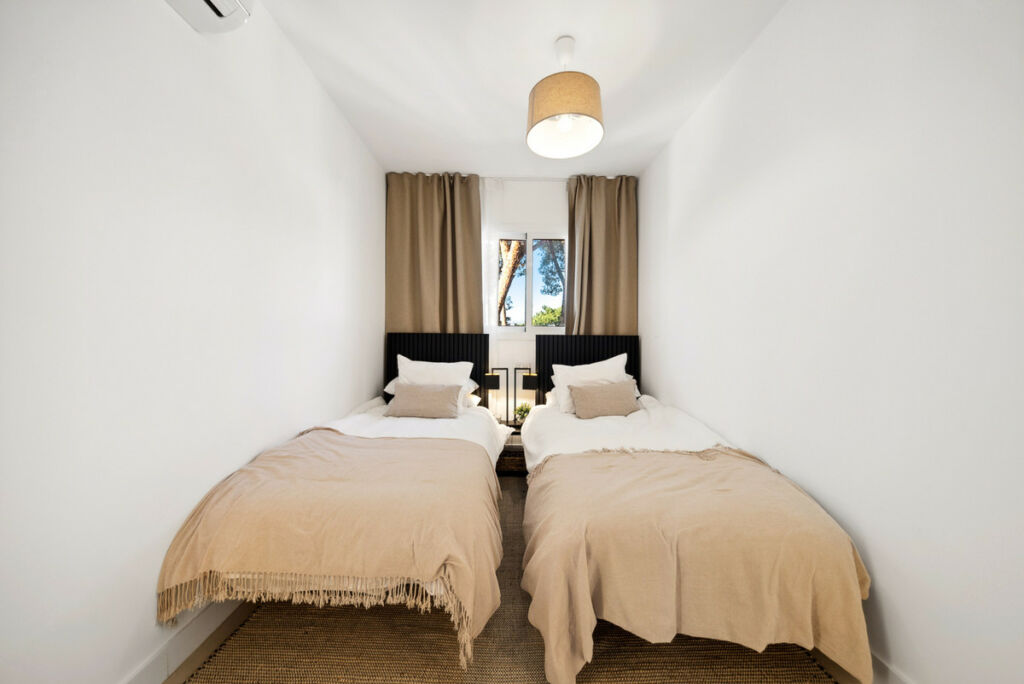 Penthouse Duplex Nueva Andalucía Málaga - image 33