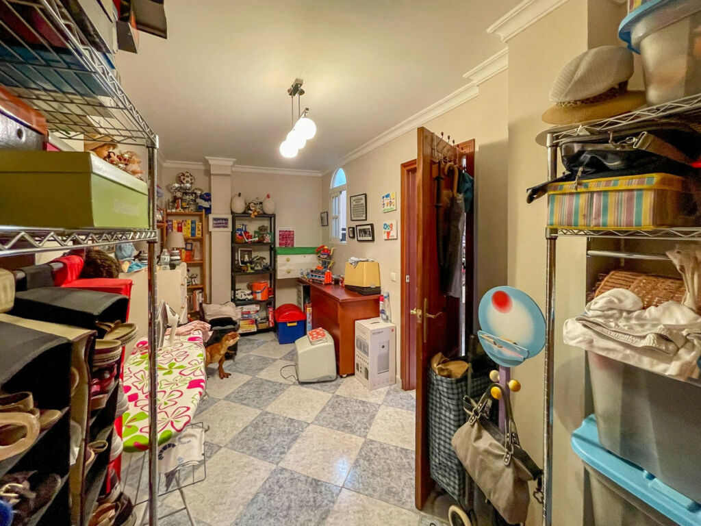 Detached Villa Fuengirola Málaga - image 37
