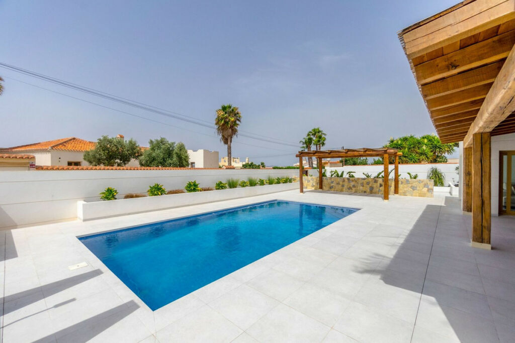Detached Villa Torrevieja Alicante - image 35