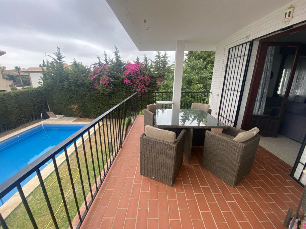 Detached Villa La Capellania Málaga - image 35