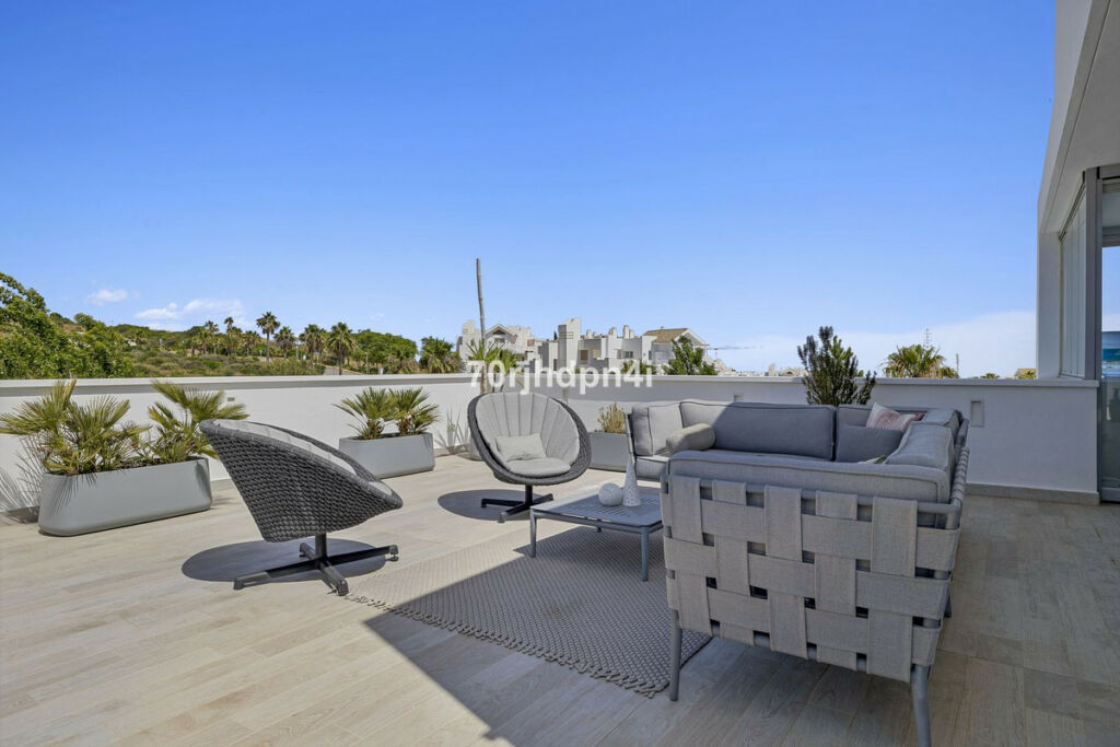 Middle Floor Apartment Casares Málaga - image 36
