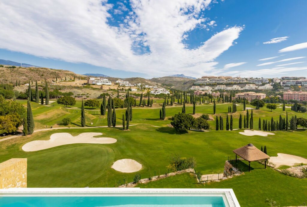 Detached Villa Los Flamingos Málaga - image 18