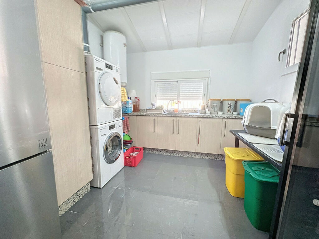 Detached Villa Alhaurín de la Torre Málaga - image 38