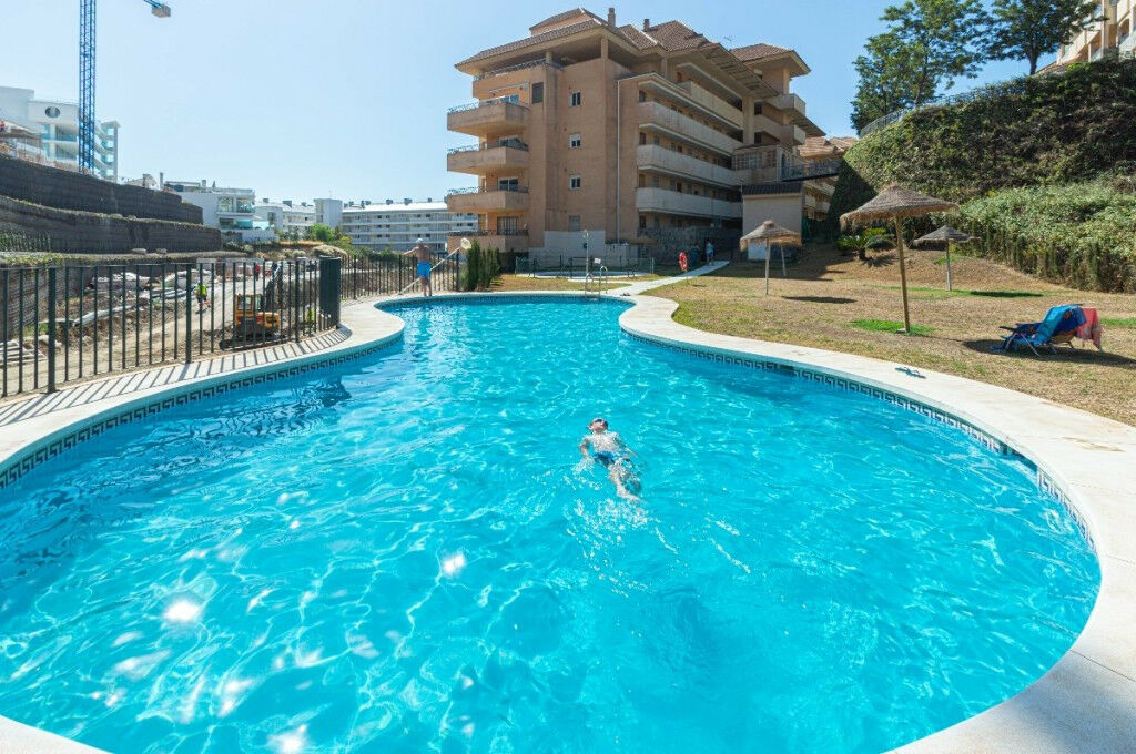 Middle Floor Apartment Carvajal Málaga - image 36